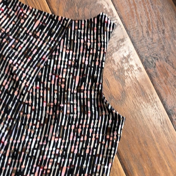 - WHBM Top - Size Medium - Picture 6 of 13